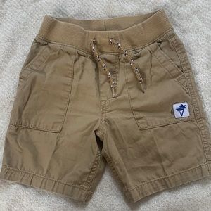 Boys khaki twill shorts, size 4